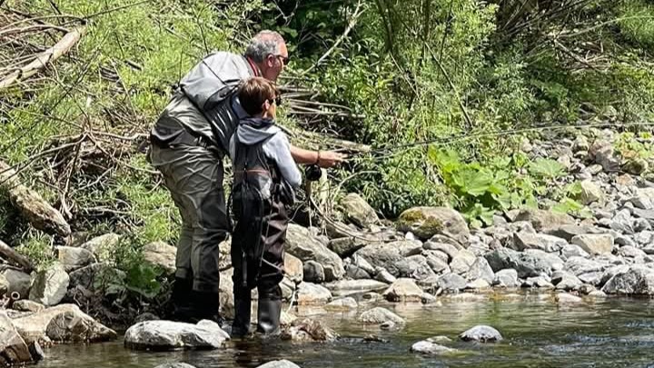 Sulle acque del Fiume Aveto un avvincente stage di Pesca a mosca dedicato agli Under 19